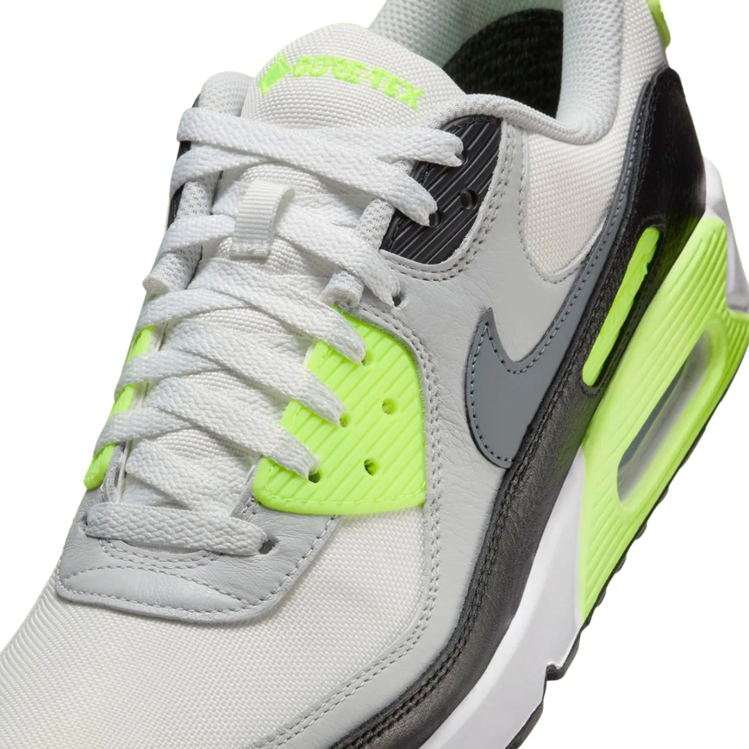 Nike Air Max 90 Gore-Tex White / Black / Volt - Missing Box Lid