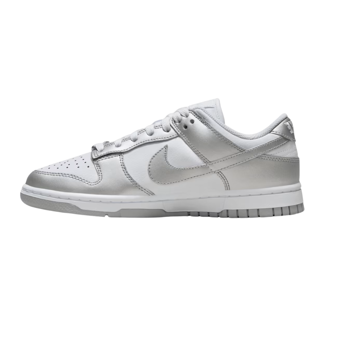 Nike Dunk Low Metallic Silver - Missing Box Lid