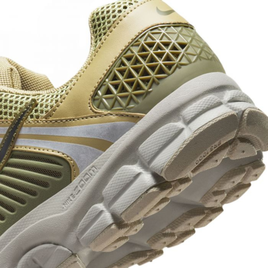 Nike Zoom Vomero 5 Neutral Olive / Light Bone - Missing Box Lid