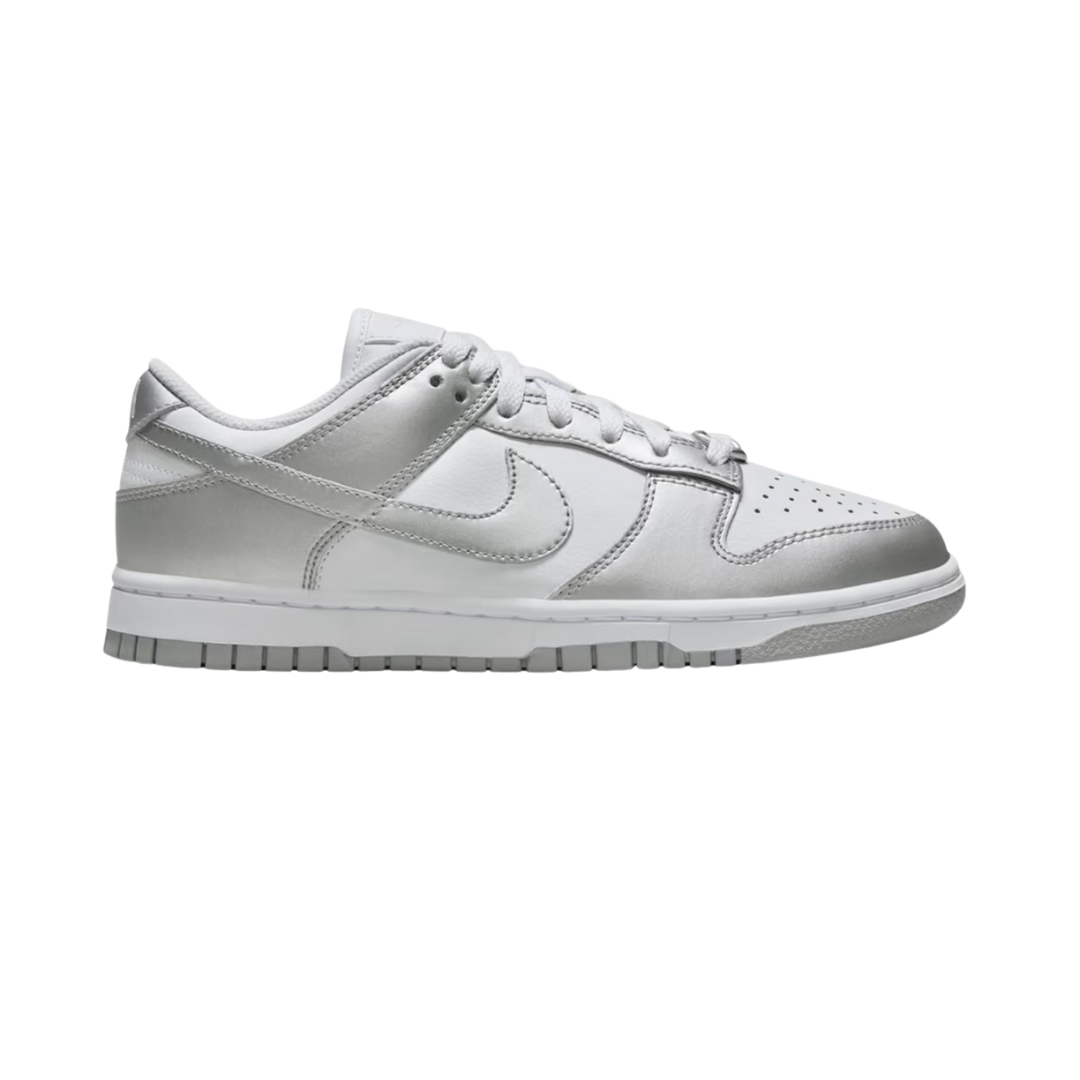 Nike Dunk Low Metallic Silver - Missing Box Lid