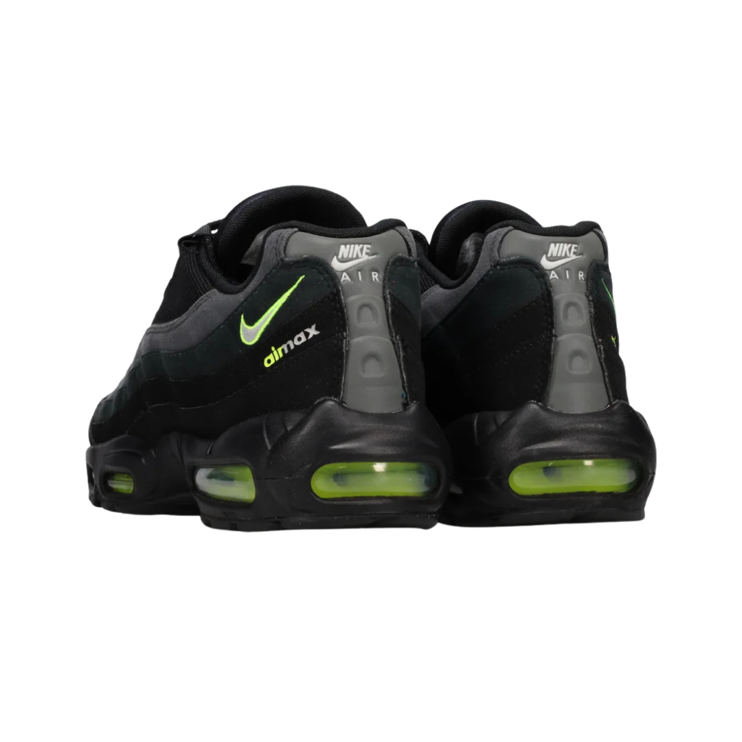 Nike Air Max 95 Black / Volt - Missing Box Lid