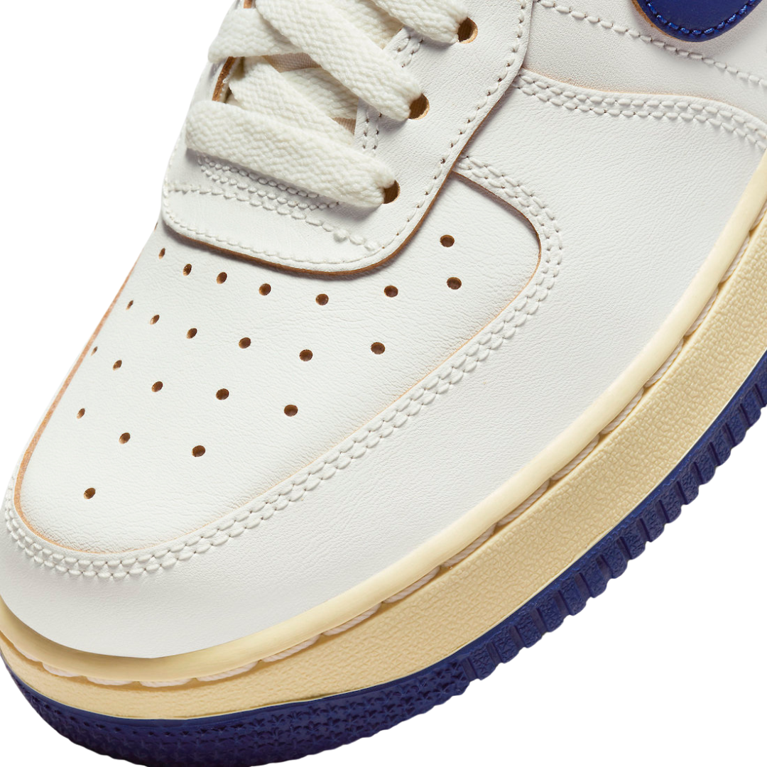 Nike Air Force 1 '07 - Vintage Sail / Royal Blue - Missing Box Lid